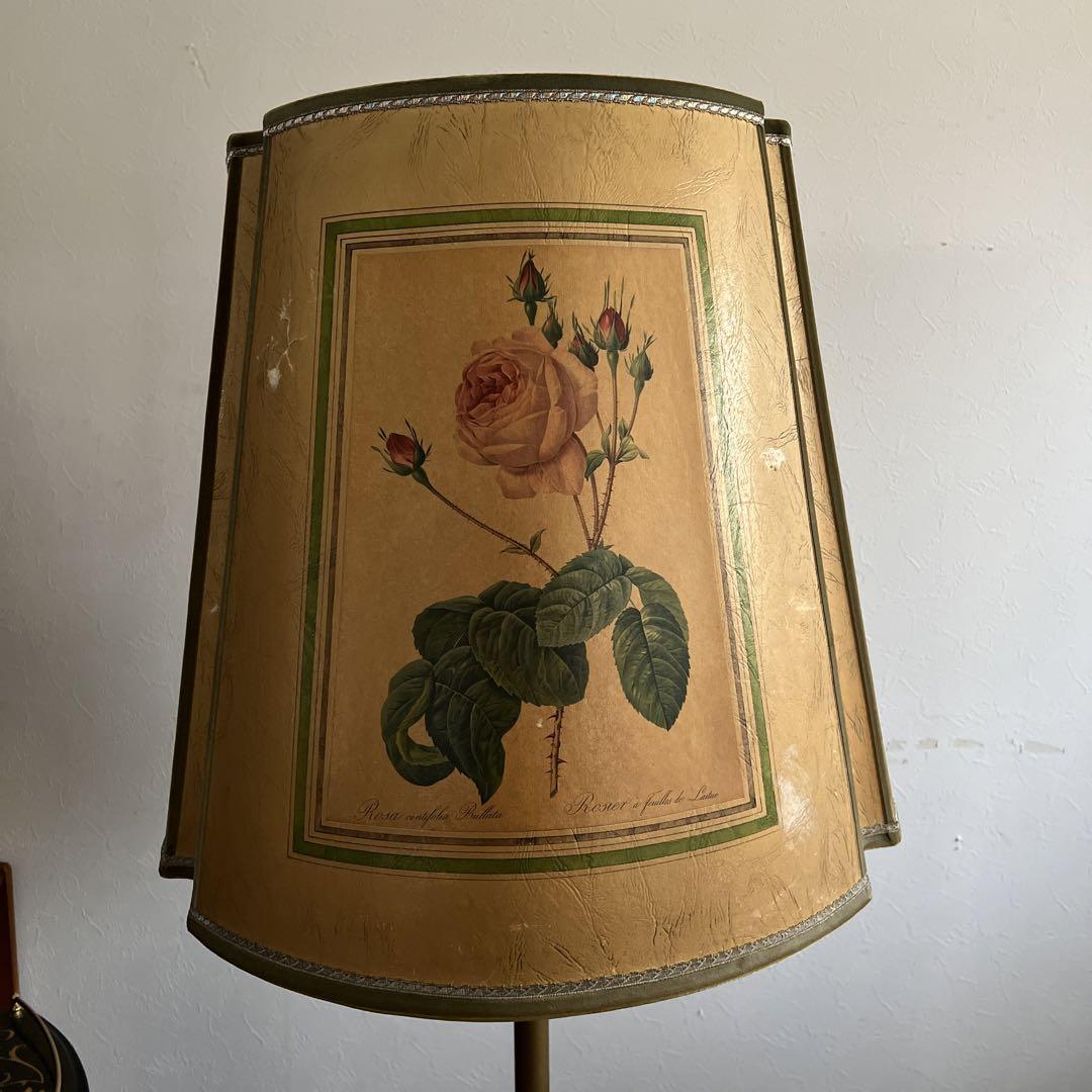 ルドゥーテローズのフロアランプ | Living house éclat